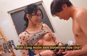 Cửa hàng quần áo luôn đông khách bởi vì cô chủ shop giỏi gạ phang khách nam Cửa hàng quần áo luôn đông khách bởi vì cô chủ shop giỏi gạ phang khách nam